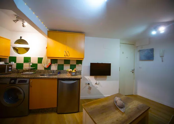 Santa Catalina Center Apartment